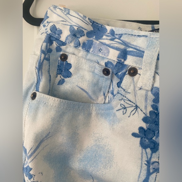 Vintage 90s Bill Blass Floral Jeans - Picture 6 of 9